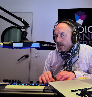I aquesta nit de Quàsar, bandoneons: Galliano!  2023-03-21